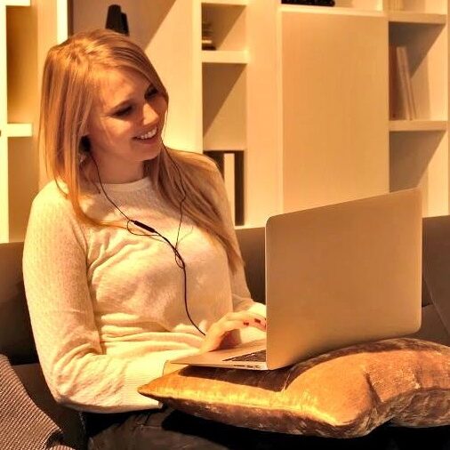 Claudia EasyDeutsch